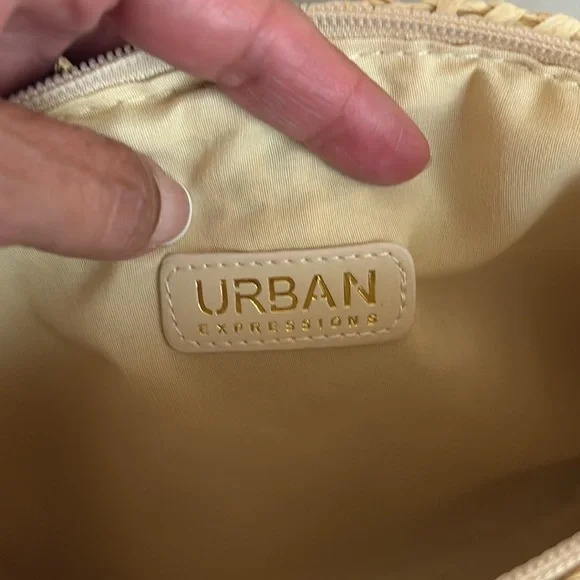 Urban Expressions Woven Straw Clutch Crossbody Floral GoldTone Chain Cream New - Picture 4 of 6